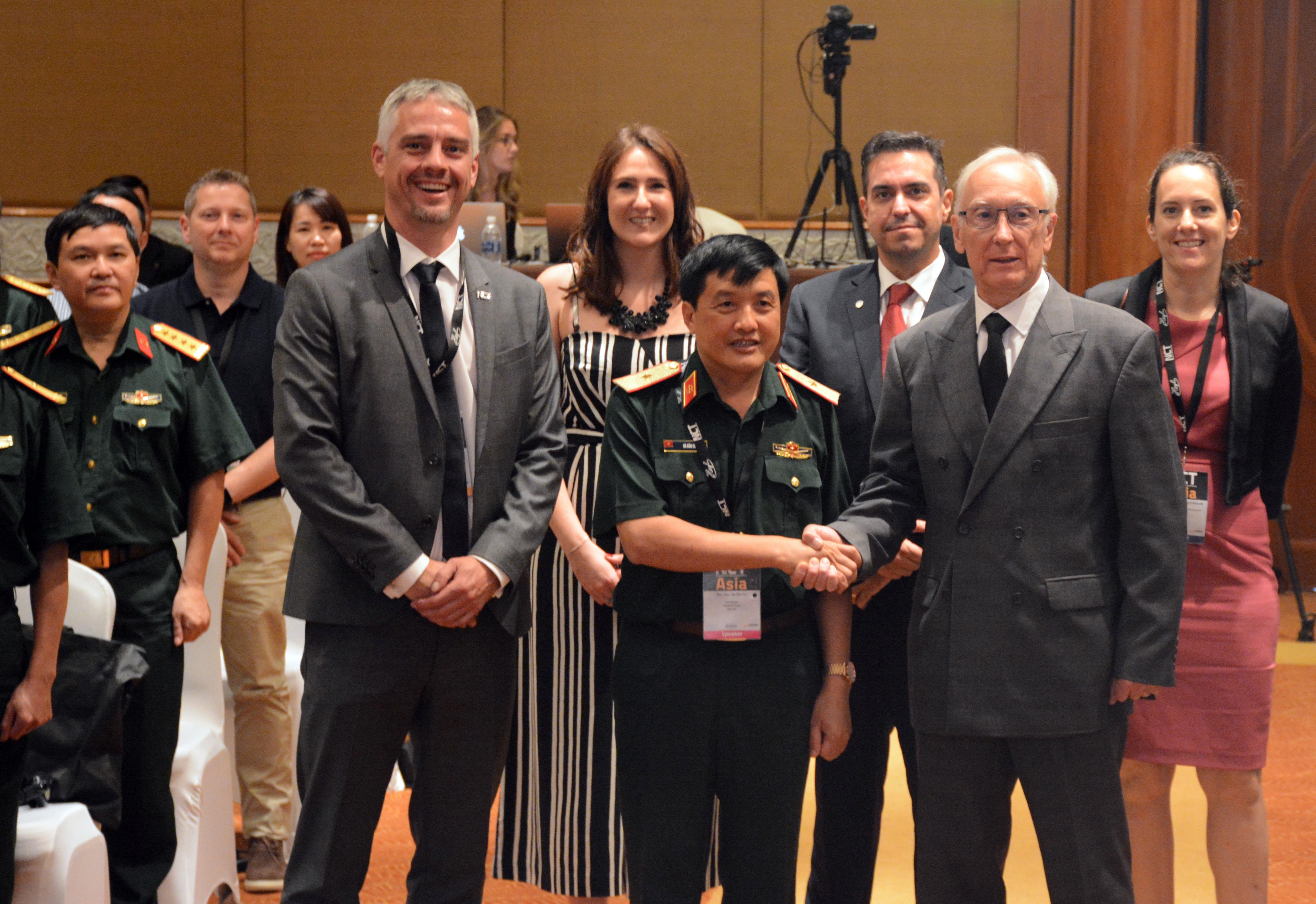 Tăng cường hợp tác quốc tế ứng phó với mối đe dọa phi quy ước